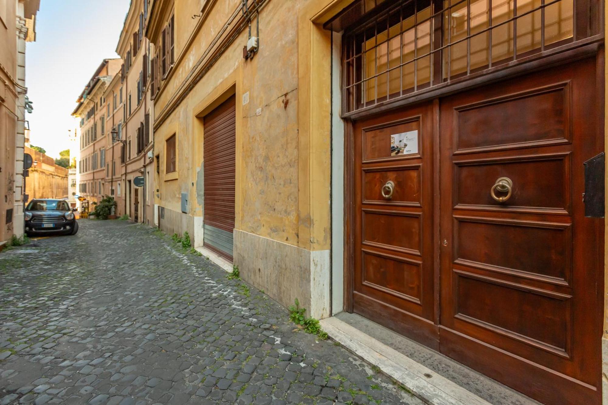 Daplace - Adele * Rome
